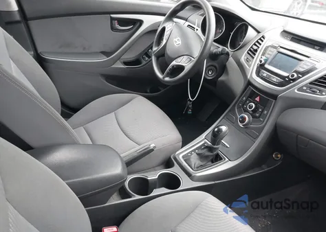 2015 Hyundai Elantra Se z USA, uszkodzony, nr VIN KMHDH4AE2FU224525